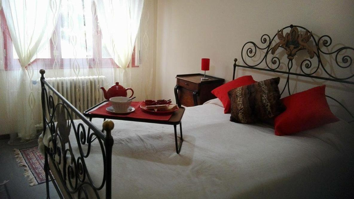 B&B Il Tempo Del Sogno Con Cani E Gatti Pet&Breakfast Baveno Exteriör bild