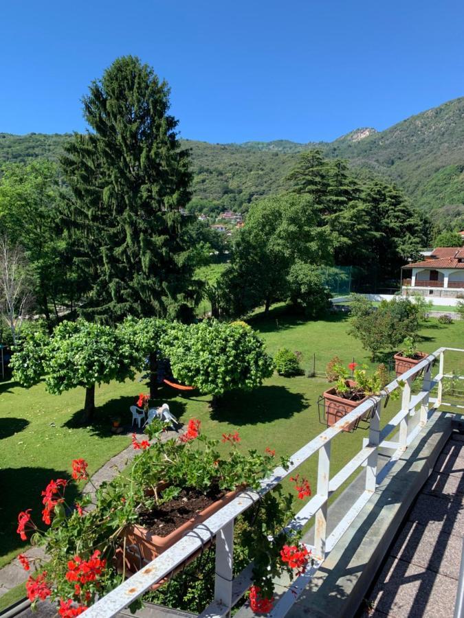 B&B Il Tempo Del Sogno Con Cani E Gatti Pet&Breakfast Baveno Exteriör bild